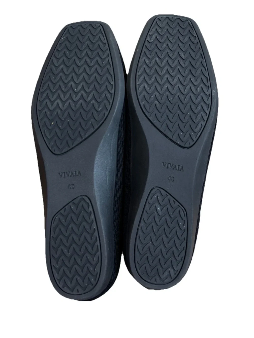 Vivaia Samantha Walker Square Toe Flats EU 40 US 9 Water Repellent Black
